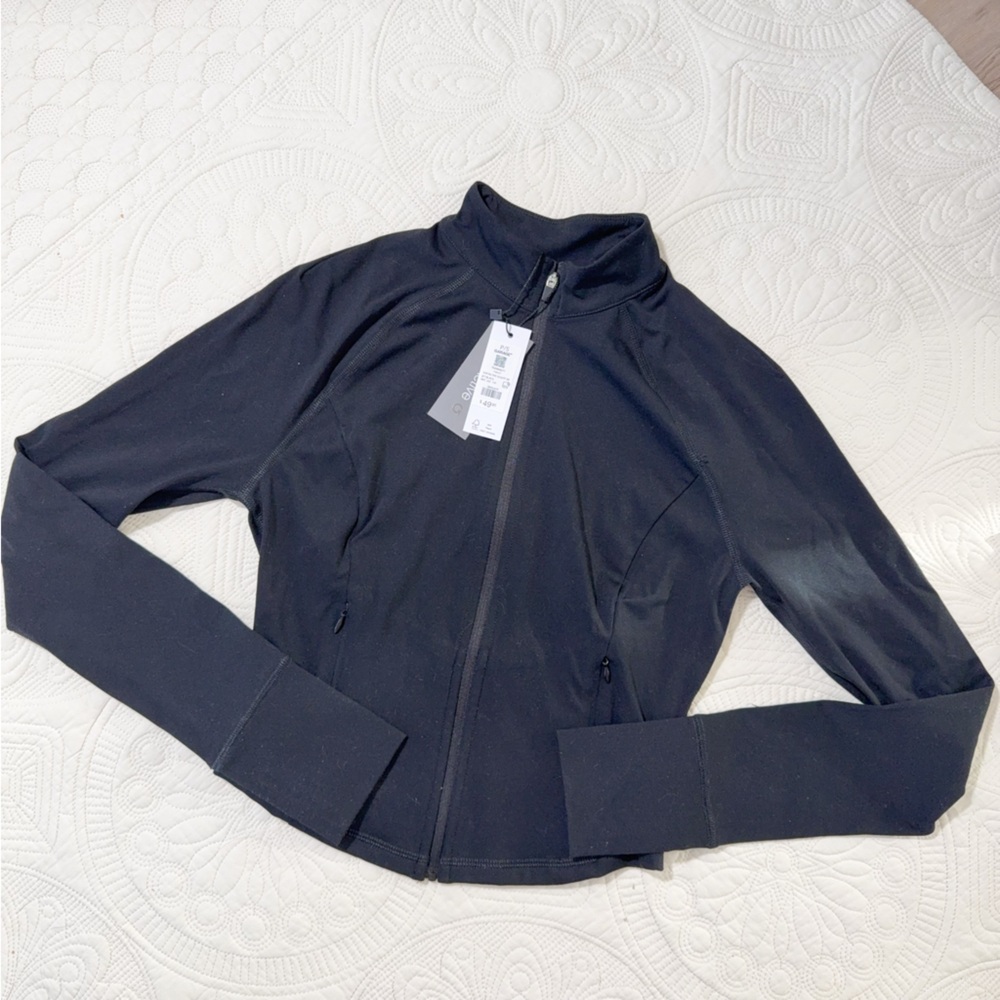 NWT Garage 100088677 SOFTACTIVE SCULPT ZIP JET BLACK S